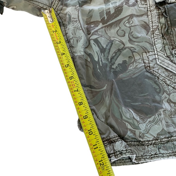 Jet Lag Camo Cargo Shorts Mens 38 Waist Pale Green Floral Print Distress Y2K 90s - Picture 13 of 13